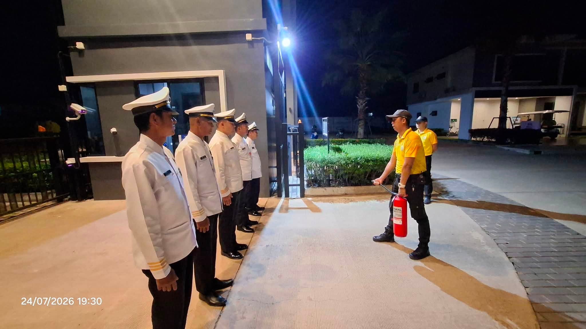 การฝึกอบรมประจำเดือน
